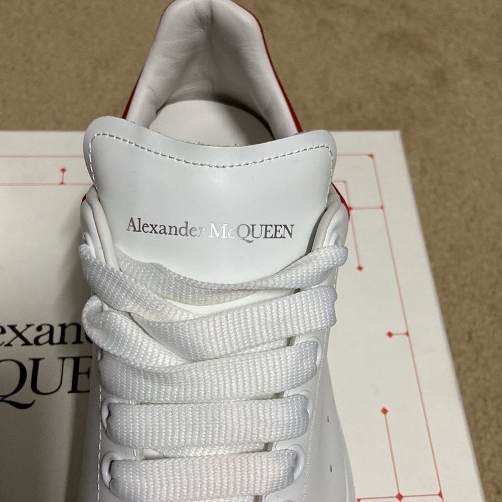 Alexander McQueen oversized sneakers - Picture 4 of 8
